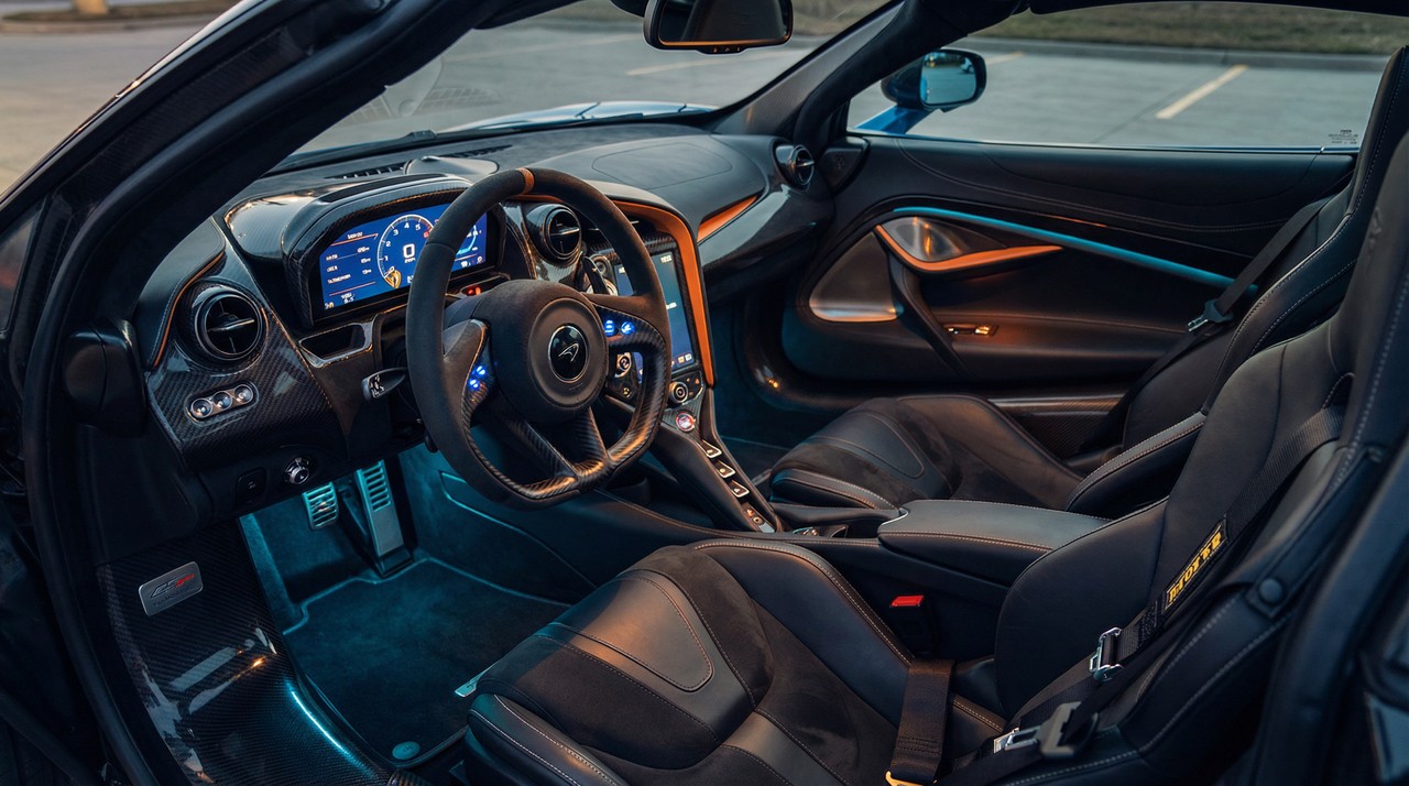 海角网汽车内饰改装视频